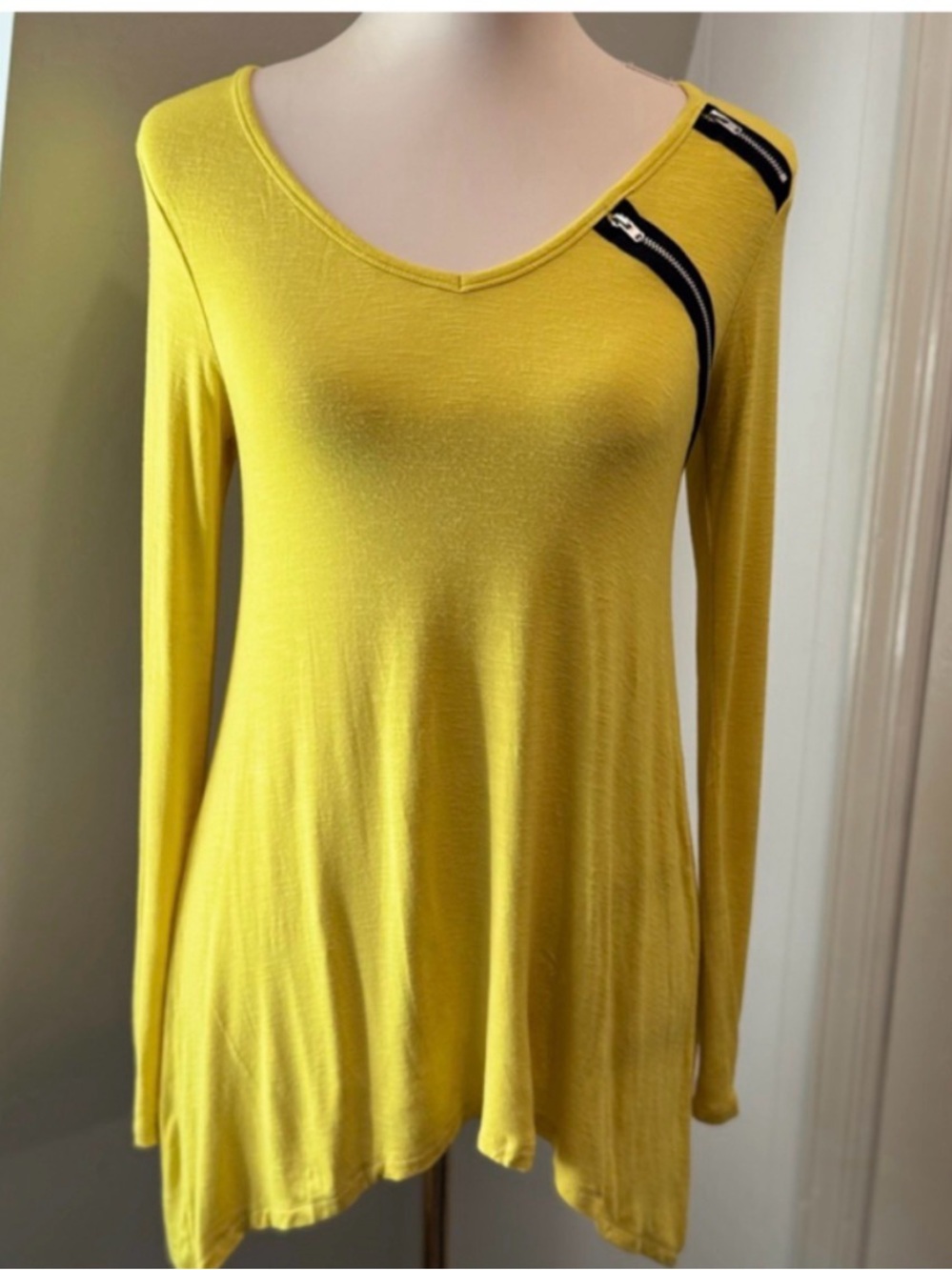 INC International Concepts Yellow Zipper Shoulder Swing Tunic Top | Size Small